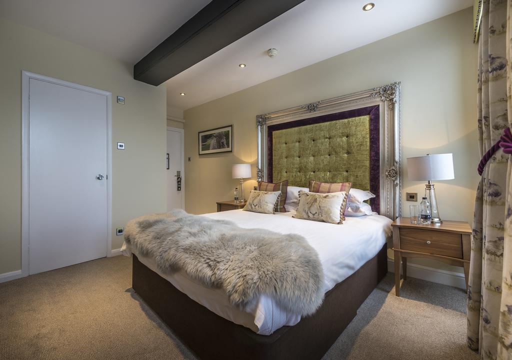 Classic Double Room,414840390:JPEG