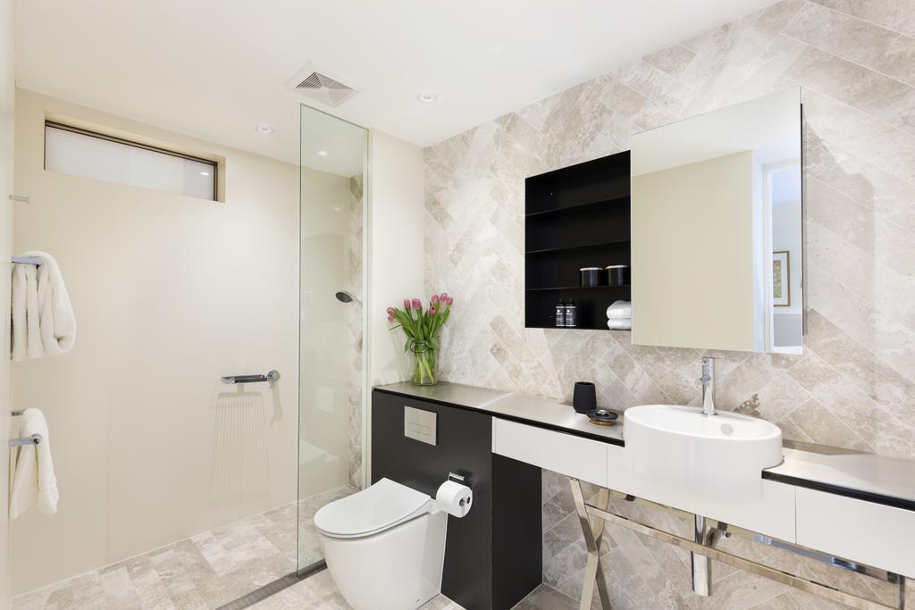 Two-Bedroom Apartment,424925664:JPEG