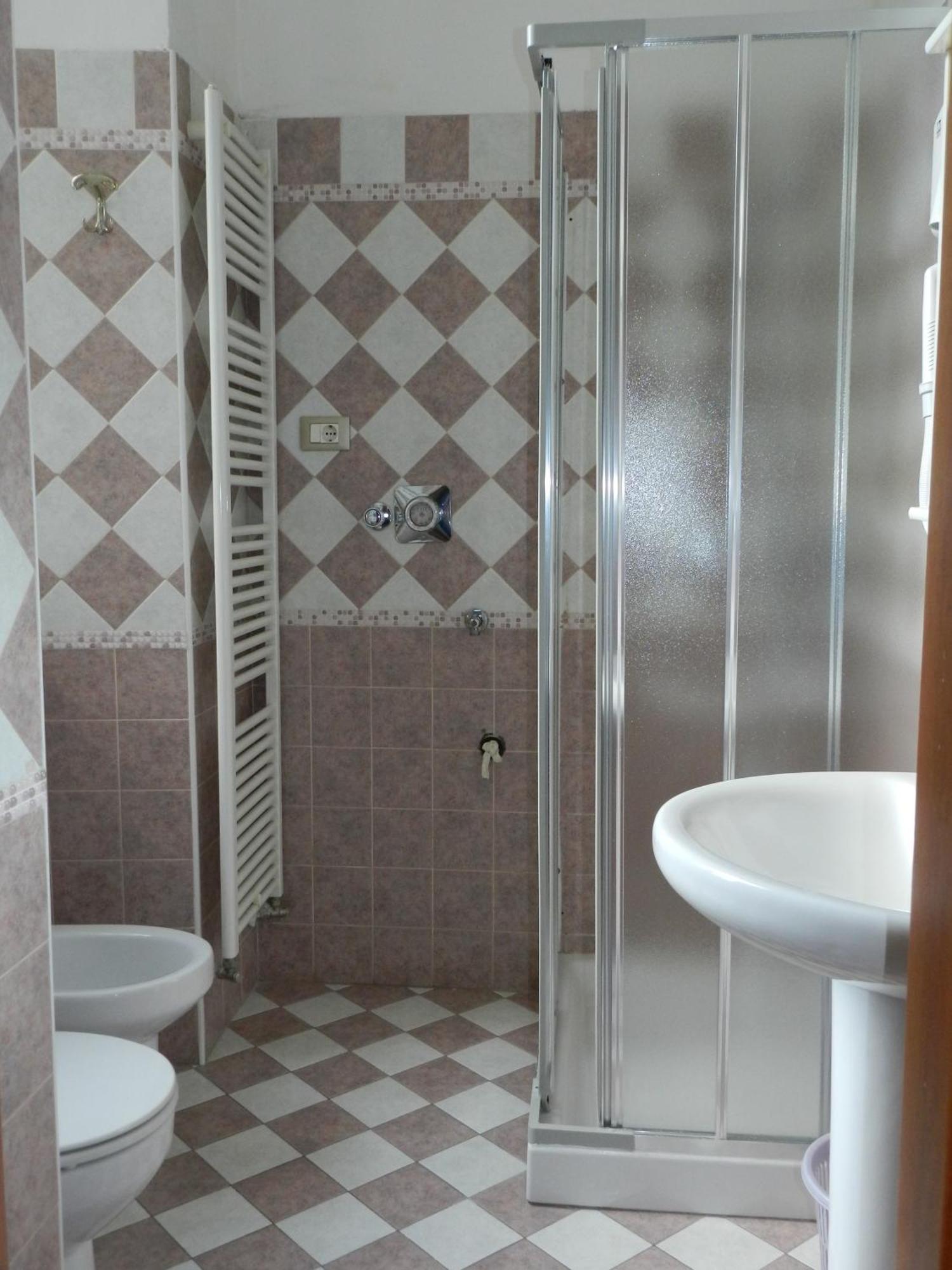 Triple Room,64912762:JPEG