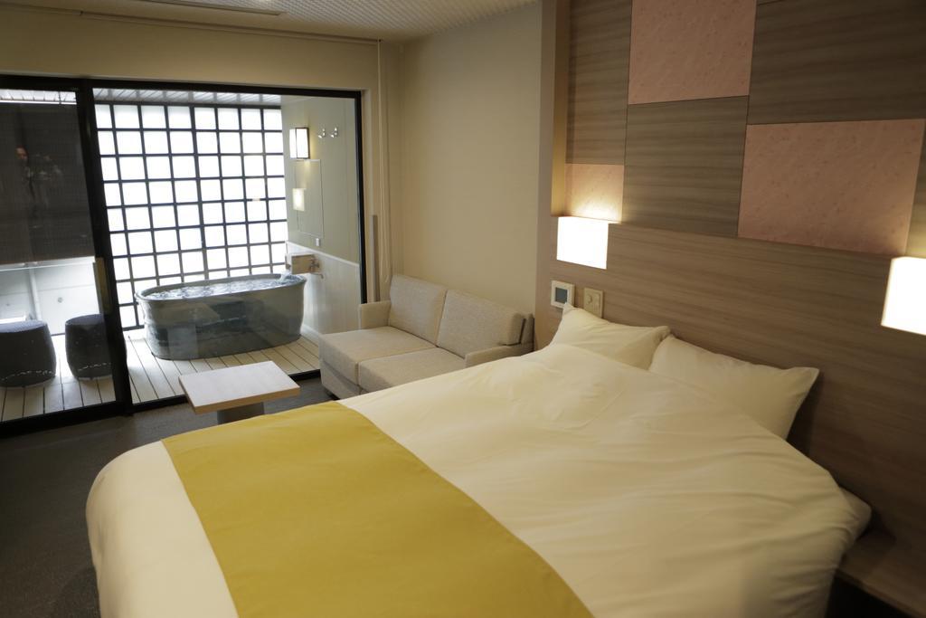 Deluxe Double Room Open-Air Bath Massage Chair