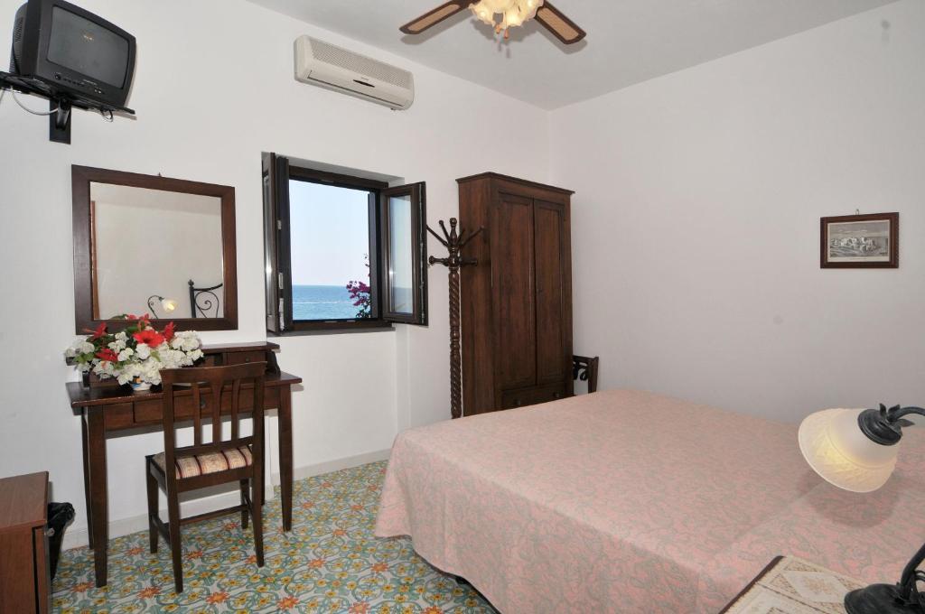 Double Room Sea View,703284022:JPEG