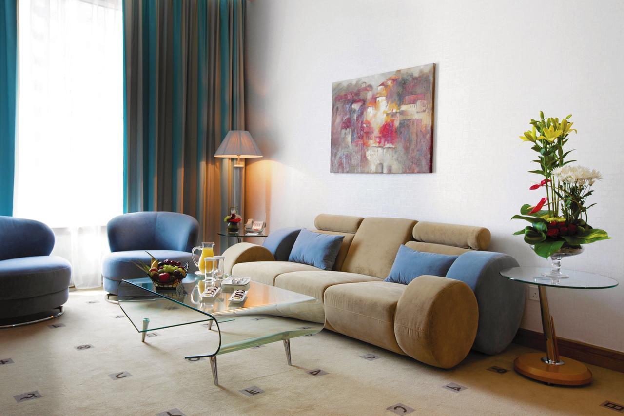 Executive Suite City View - Staycation Package (Early check-in 11am & late check-out at 4pm, 30% off F&B & 15% off Spa & Salon valid until 31 August 2026 only)