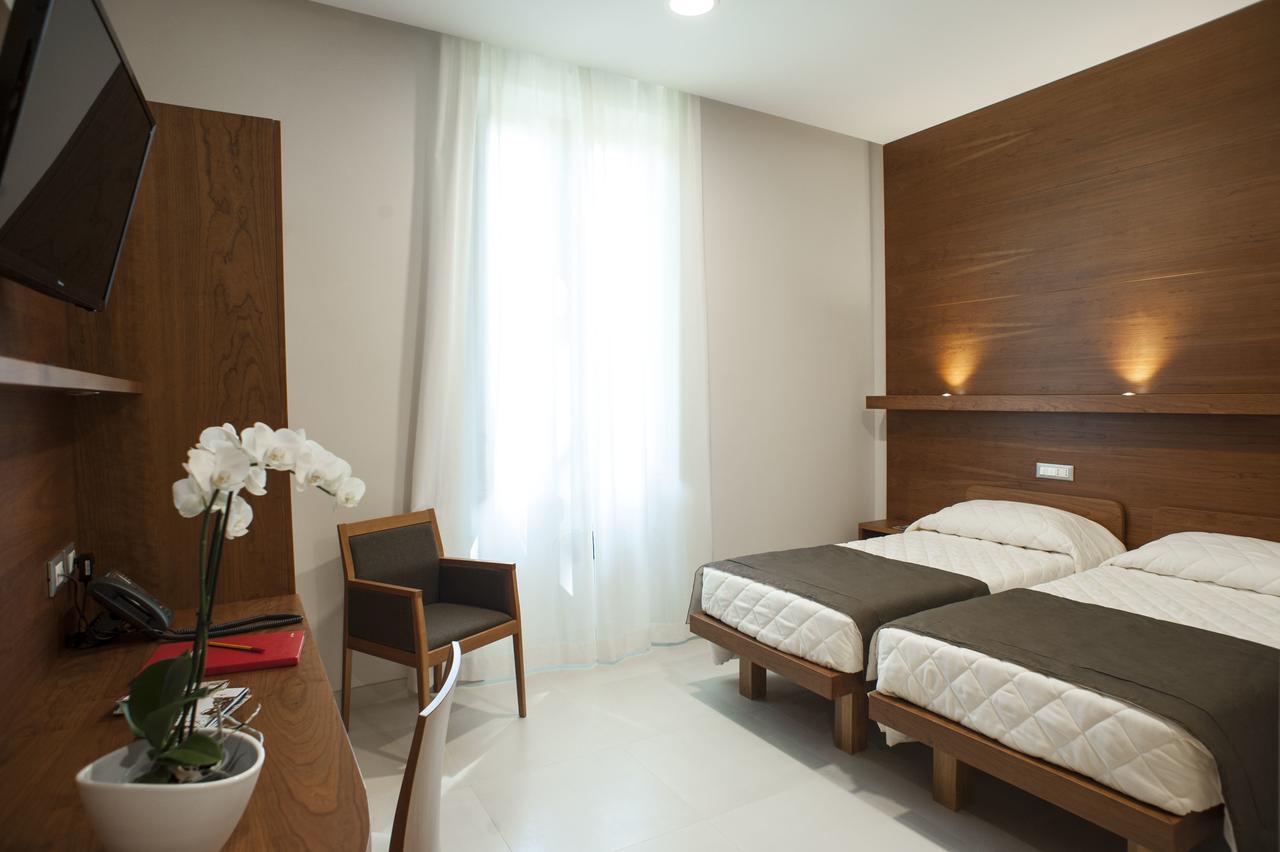 Double Room with Park View,710775613:JPEG