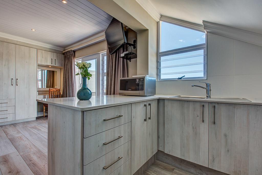 Queen Suite Sea View