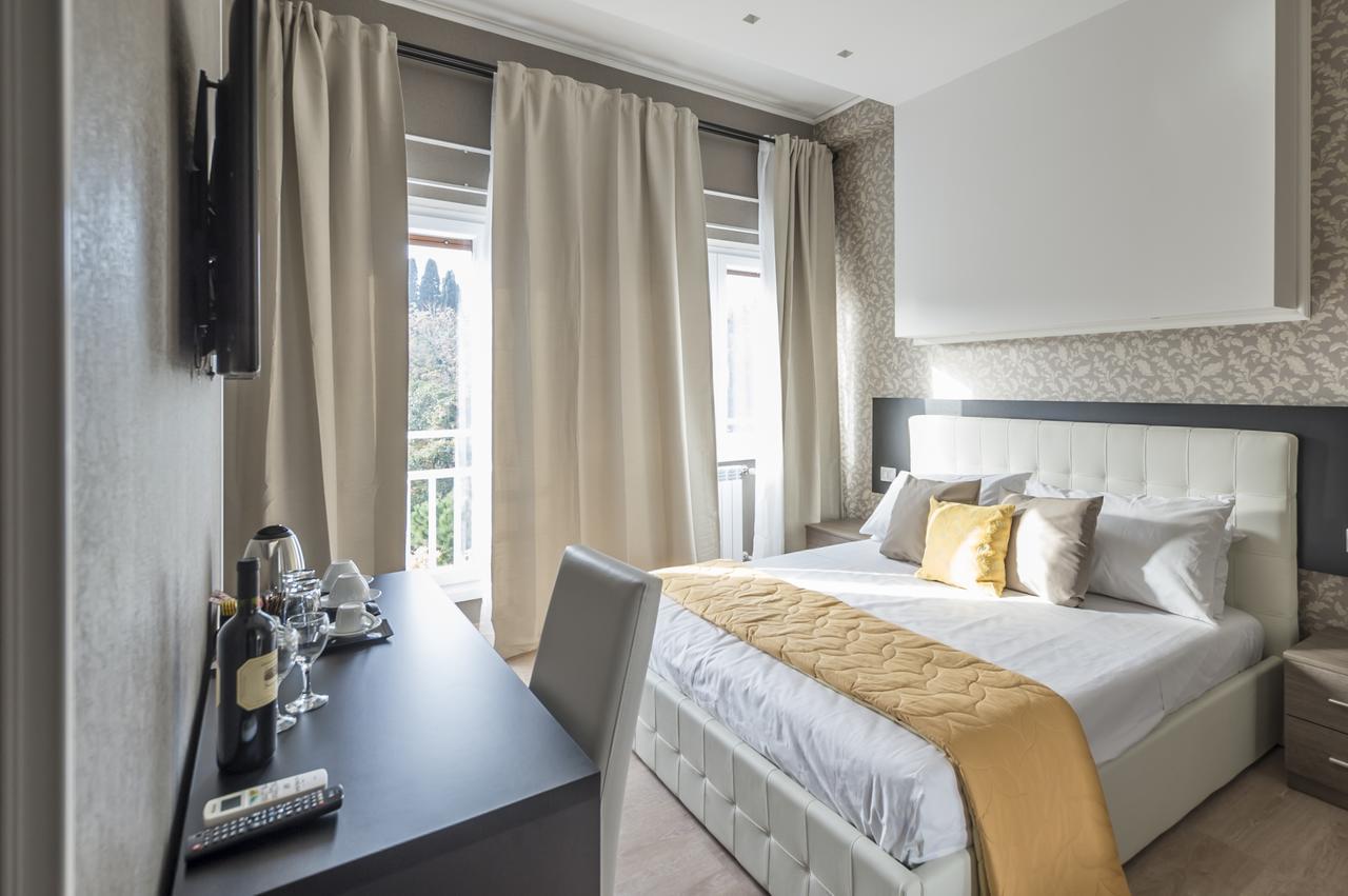 Double Room,711728335:JPEG
