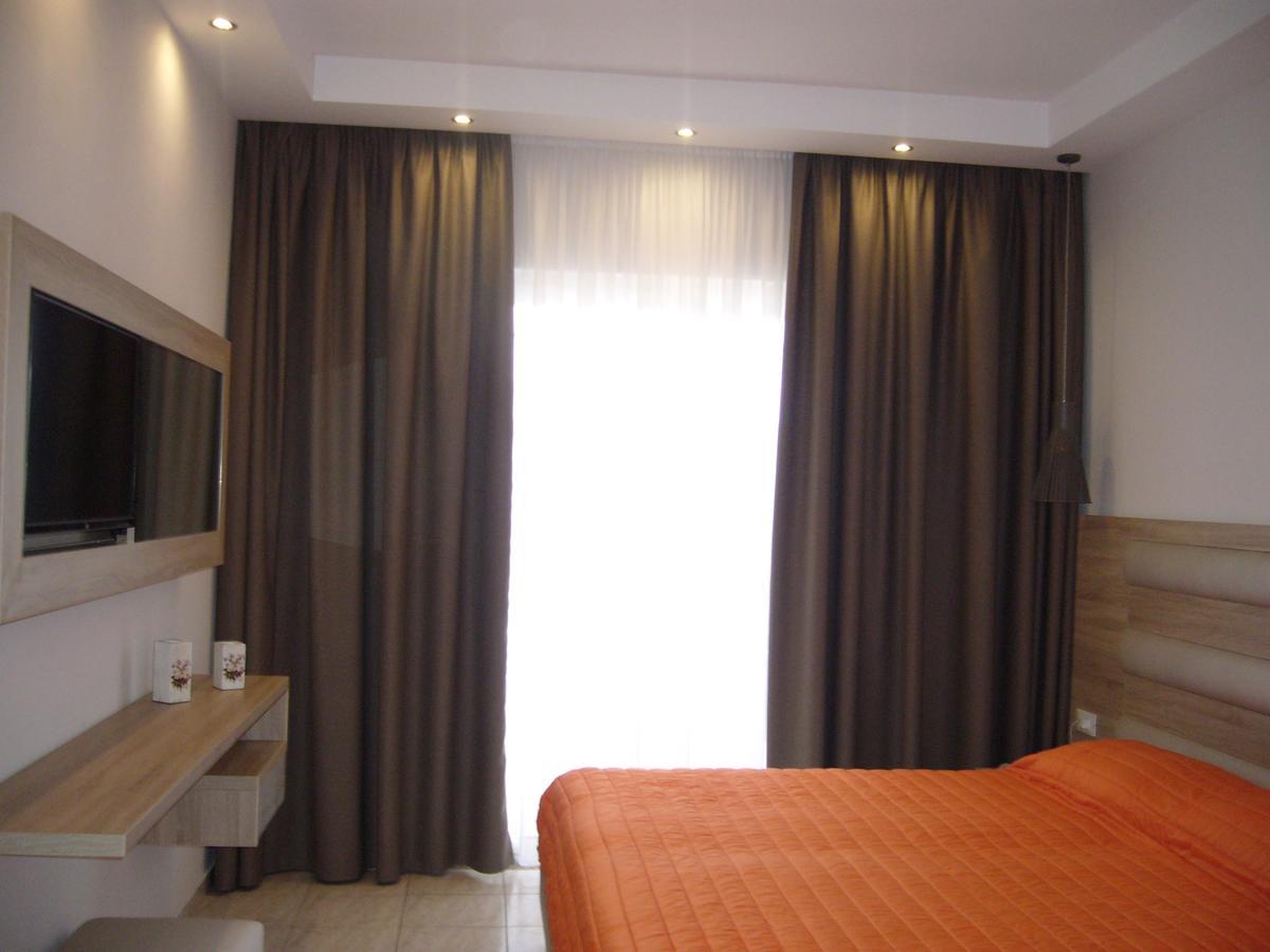 Superior Triple Room,537540741:JPEG