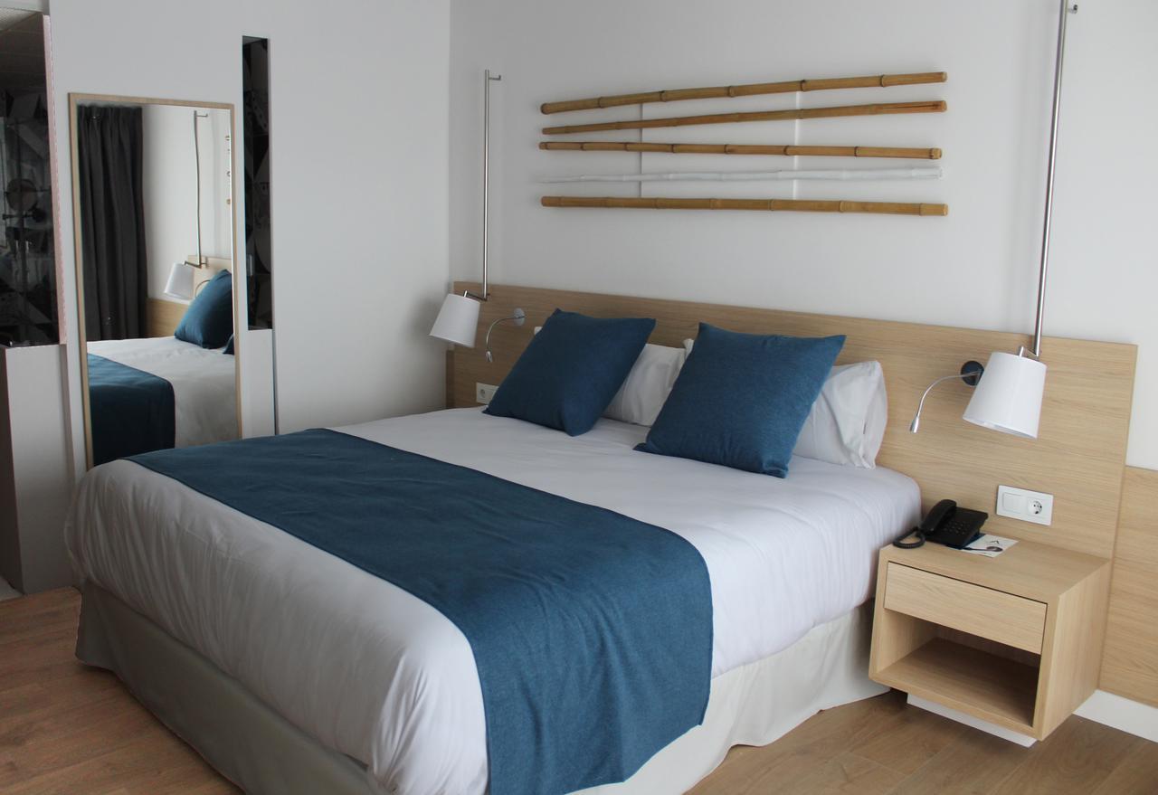 Hébergement Double Design Premium - Vue sur Piscine - Occupation Simple