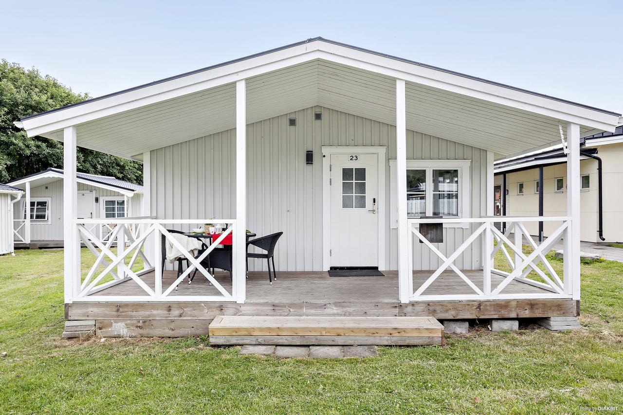 Two-Bedroom Bungalow,738657112:JPEG