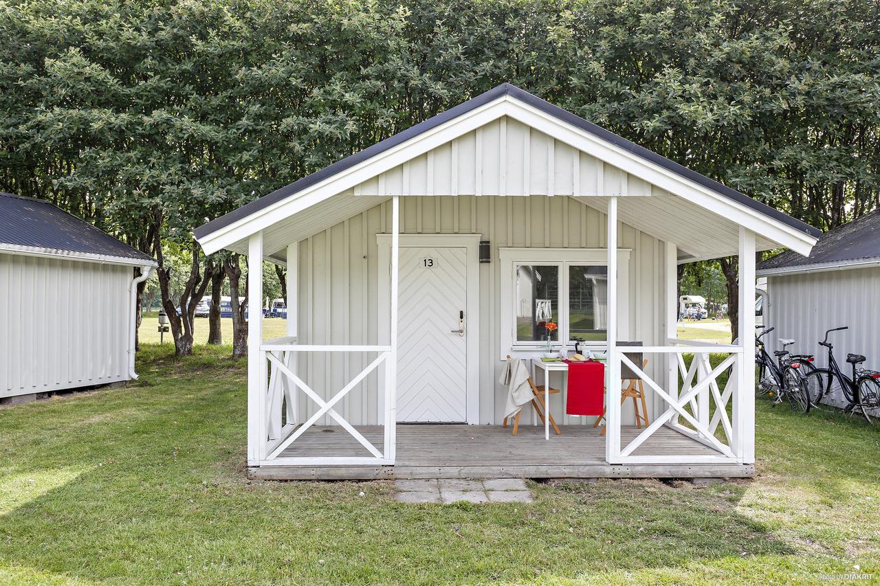 Cottage,960899071:JPEG