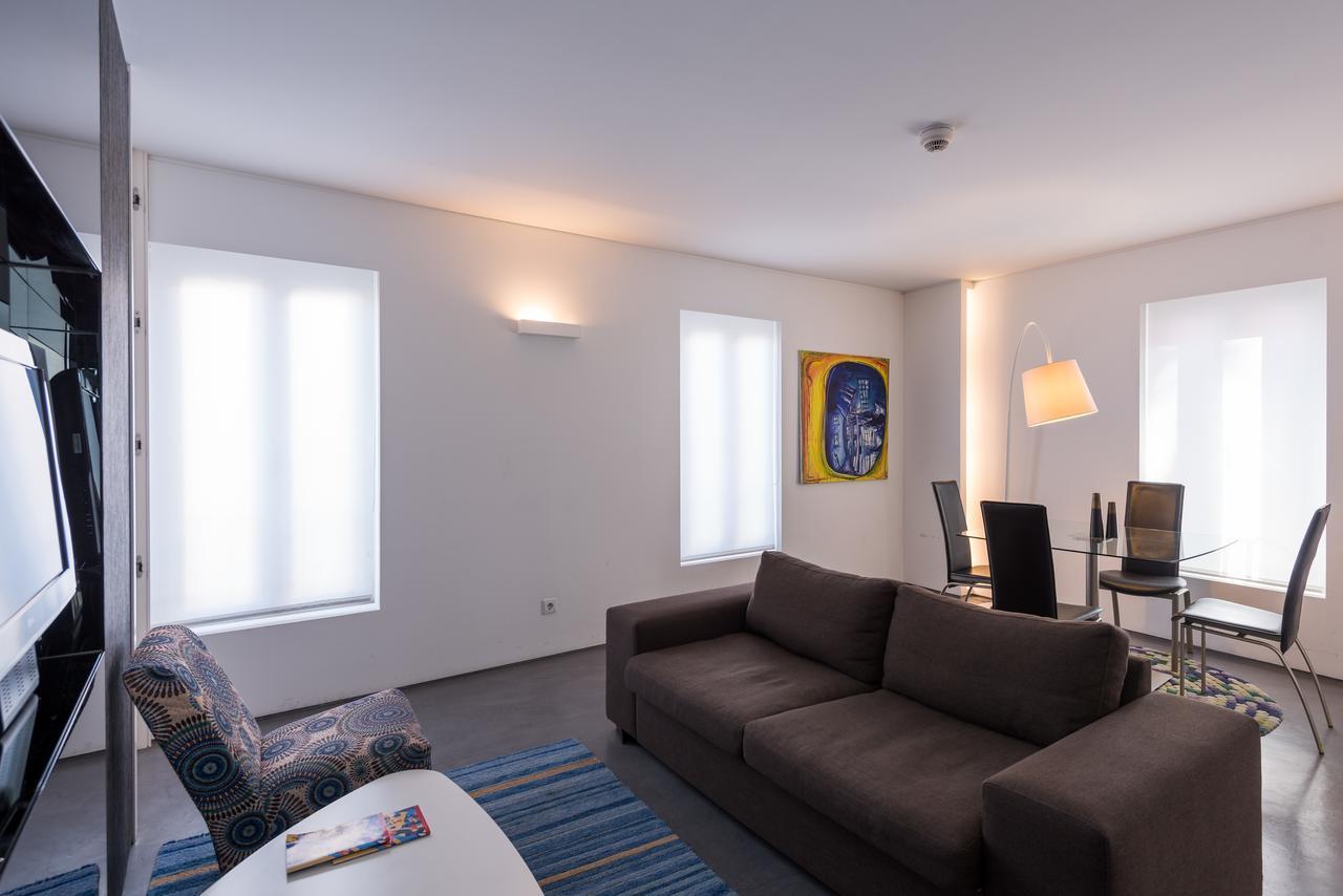 Executive One-Bedroom Apartment,633133794:JPEG