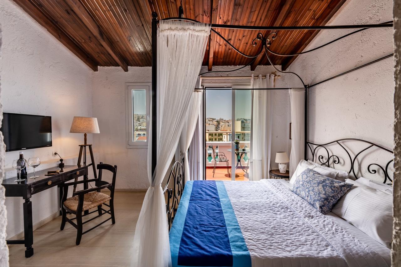 Honeymoon Suite Sea Front