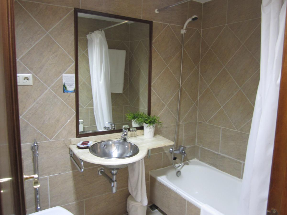 Habitación Triple Básica