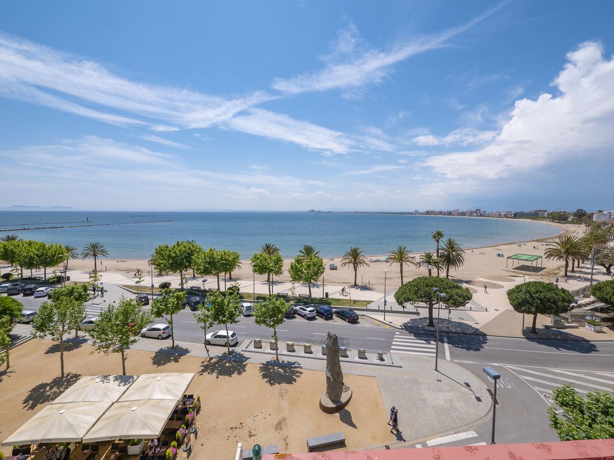 Double or Twin Room Sea View