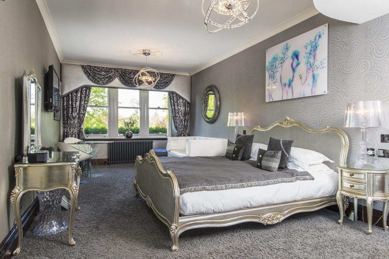 Hawkshead King Suite Spa Bath,661751481:JPEG