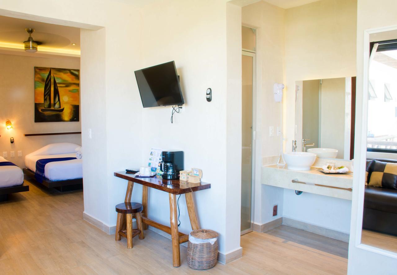 Junior Suite Pool View