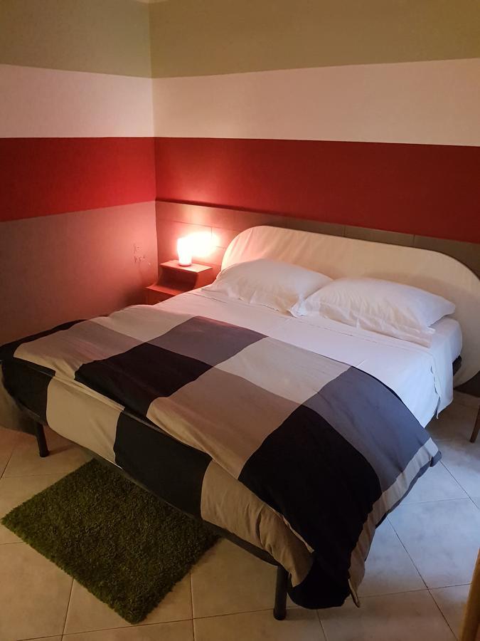 Single Room with Shared Bathroom