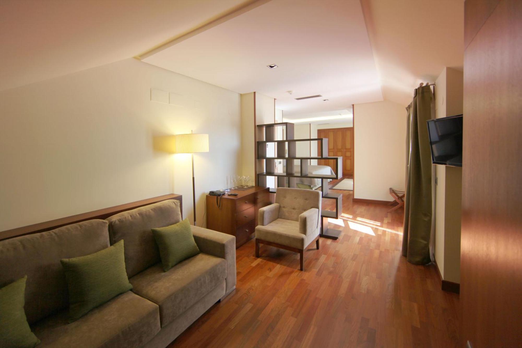 Penthouse Suite