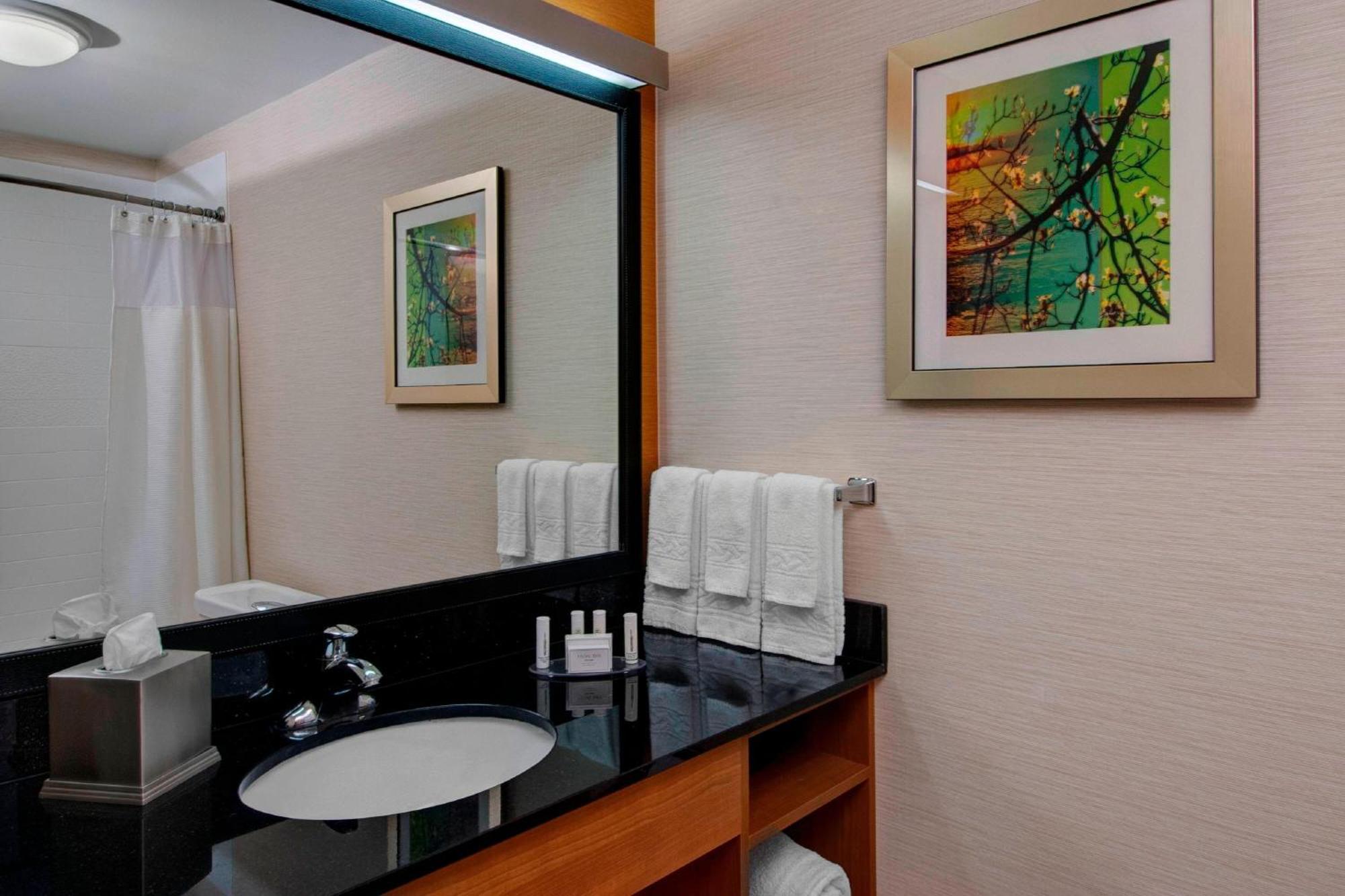 King Room,1416257445:JPEG