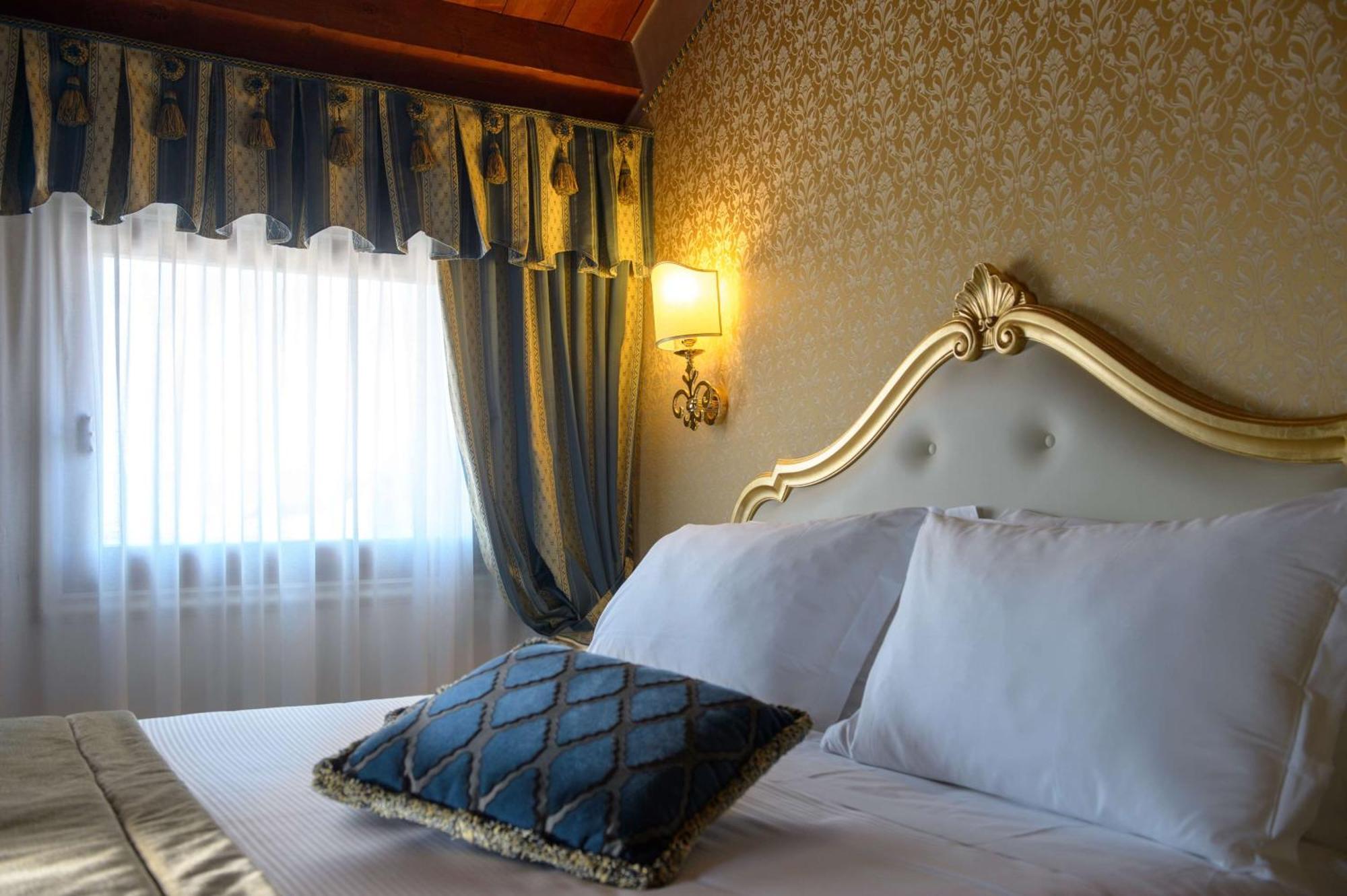 Double Room with Double Bed - Annex/Non-Smoking,758314525:JPEG
