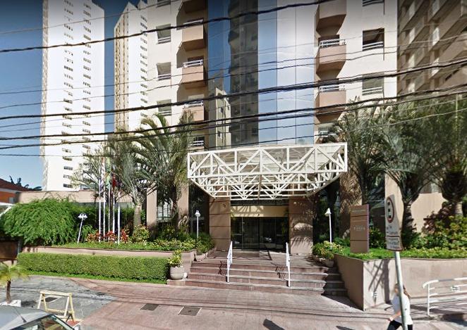 Apartamento com Varanda