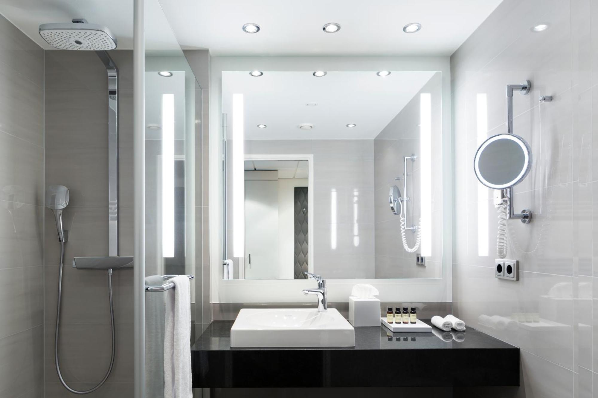 Quarto Deluxe com Cama de Casal ou 2 de Solteiro
