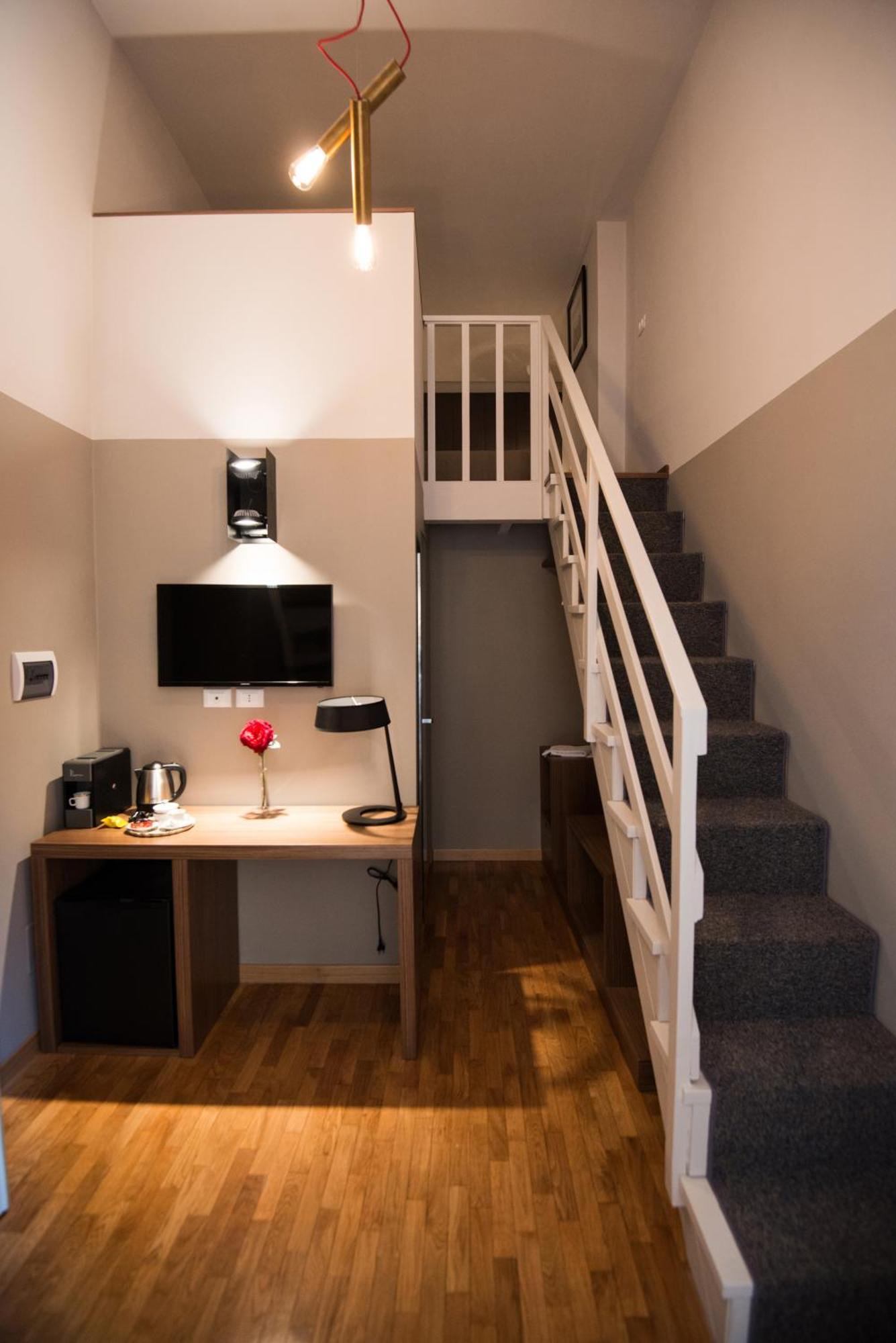 Double Room Split Level