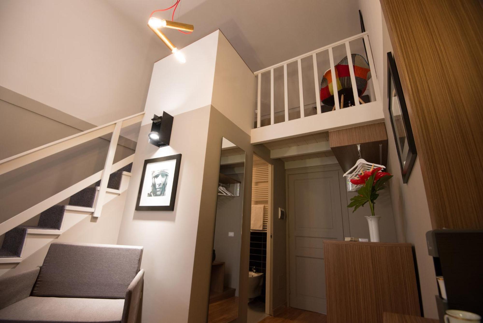 Triple Room Split Level