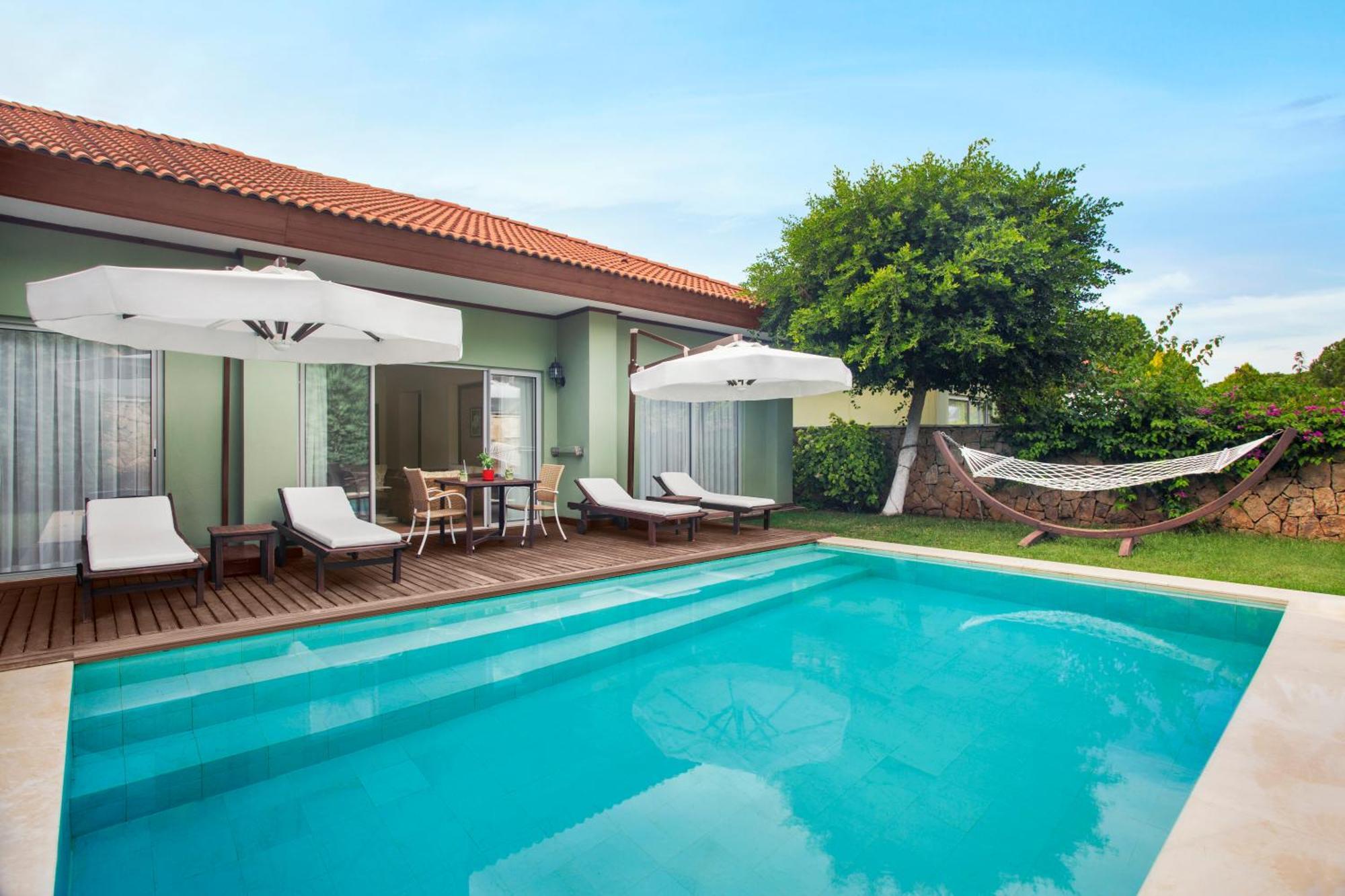 Bali Deluxe Villa with Private Pool (3 Adults + 2 Children),1076202433:JPEG