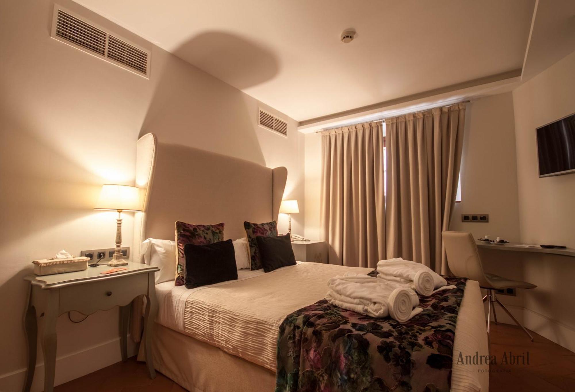 Cozy Double Room