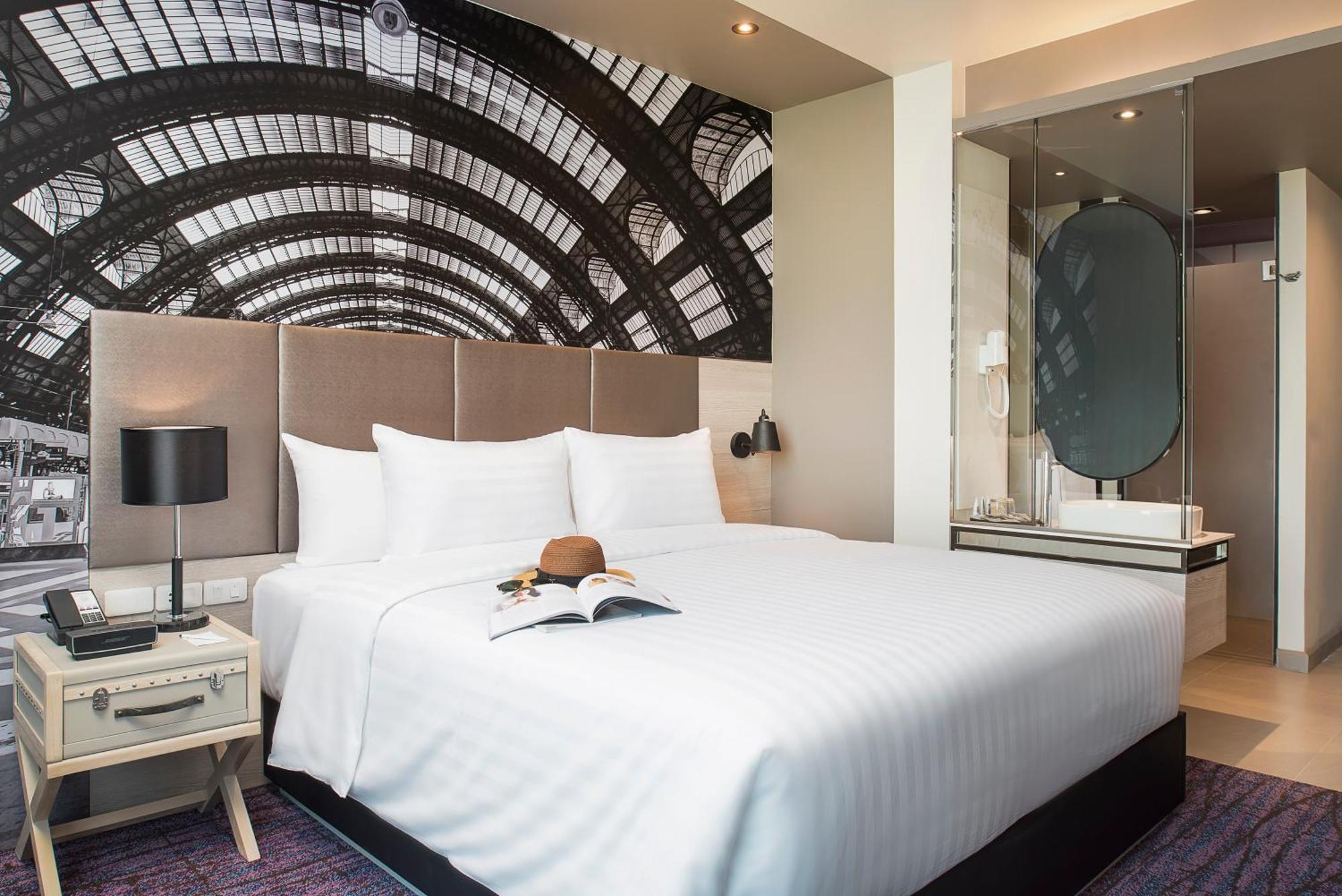 Superior King Room