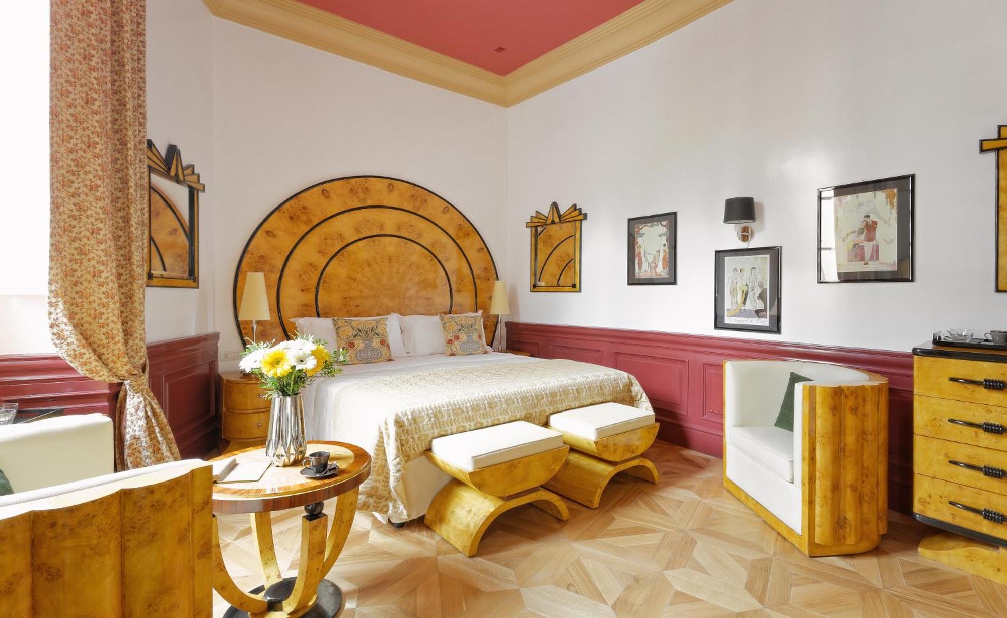 Deluxe King Room