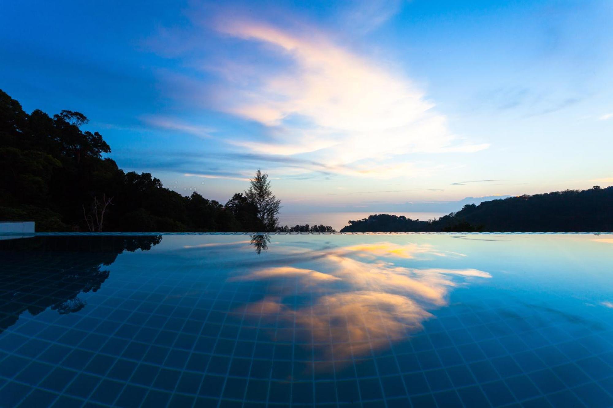 Grand Seaview Pool Suite,744329551:JPEG