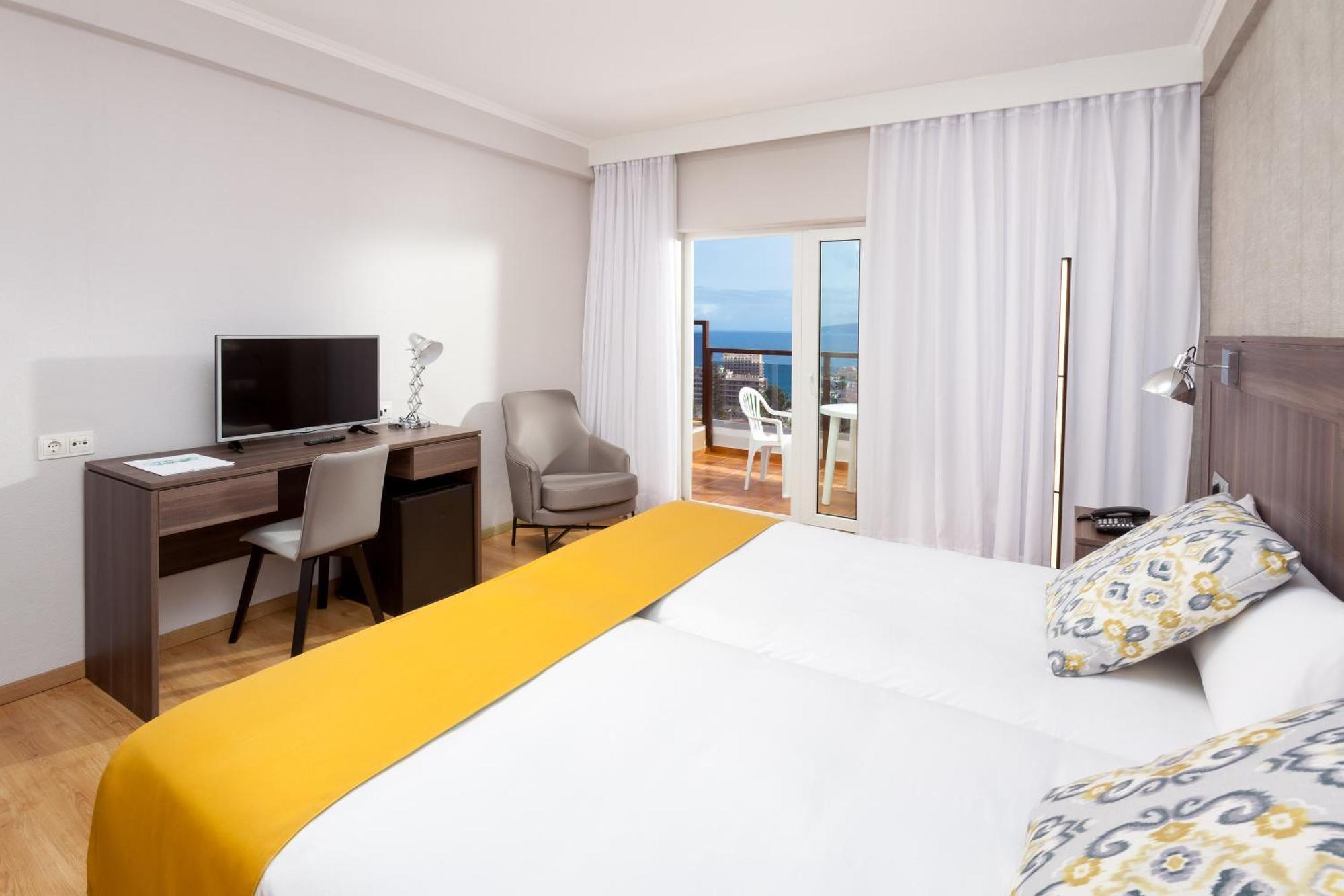 Chambre Double ou Lits Jumeaux - Vue sur Mer