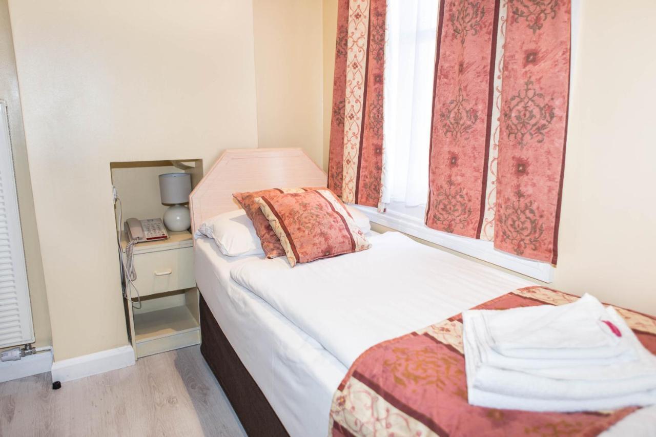 Economy Single Room