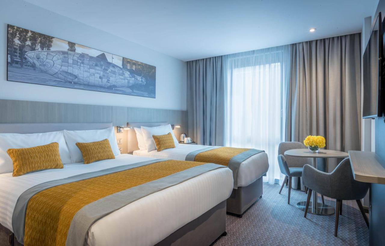 Deluxe Double and Single Room
