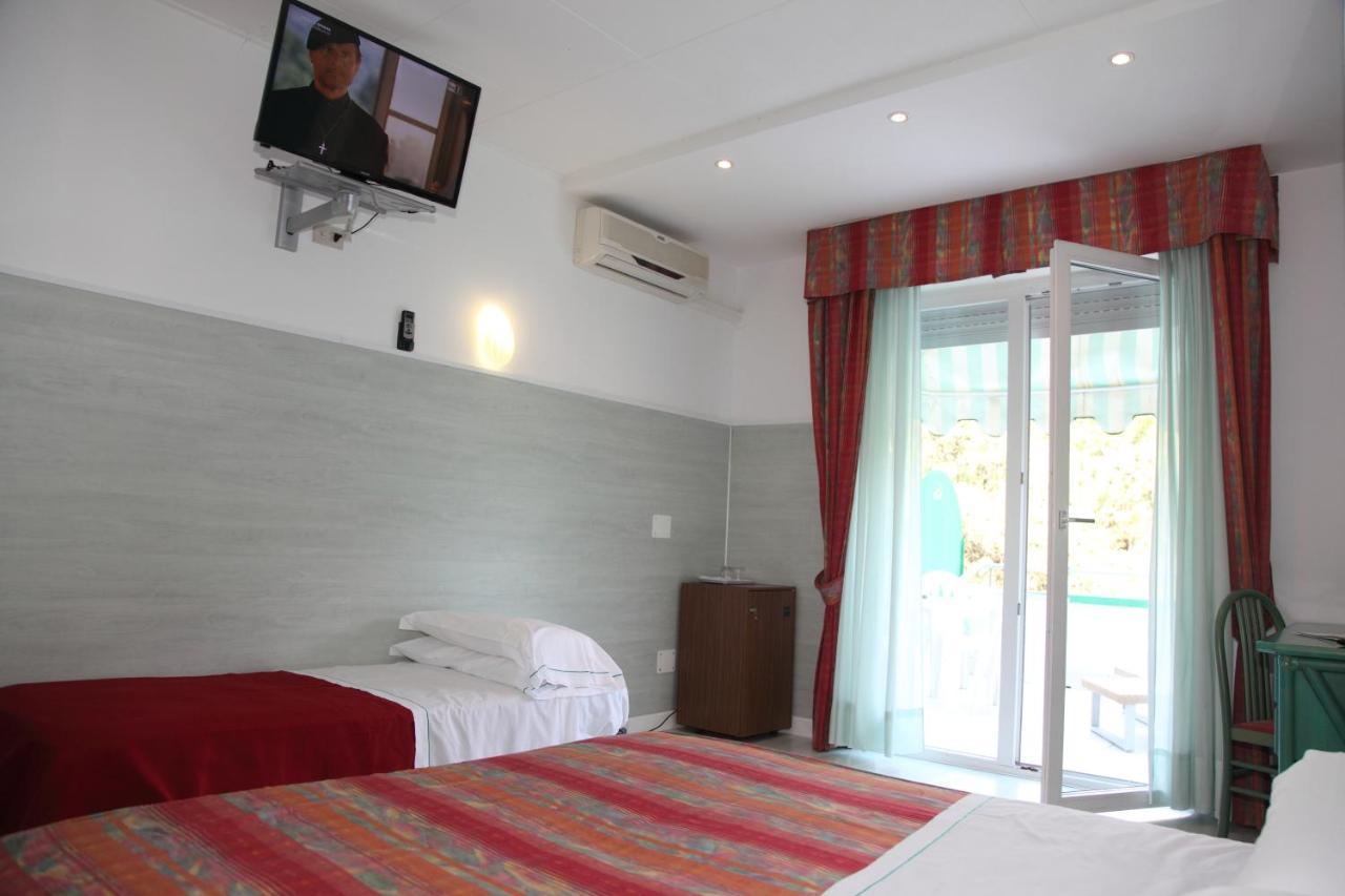 Classic Triple Room