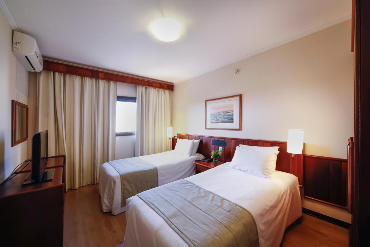 Deluxe Twin Room,908724730:JPEG