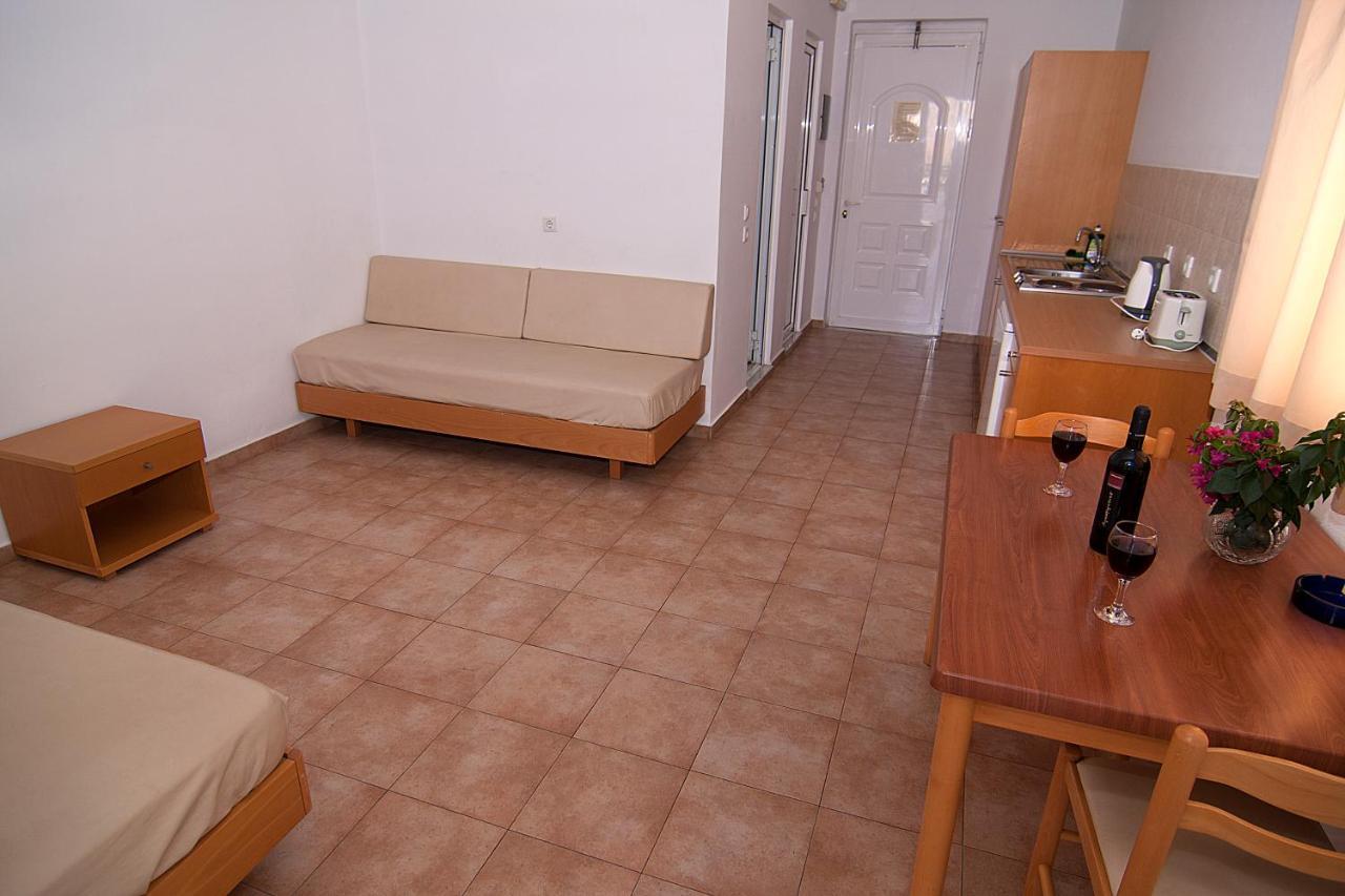 One-Bedroom Apartment 2