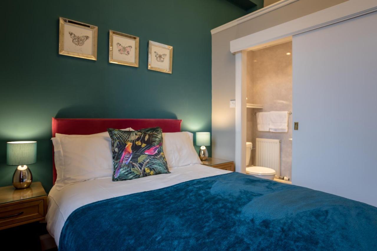 Double Room Private Bathroom,744126106:JPEG