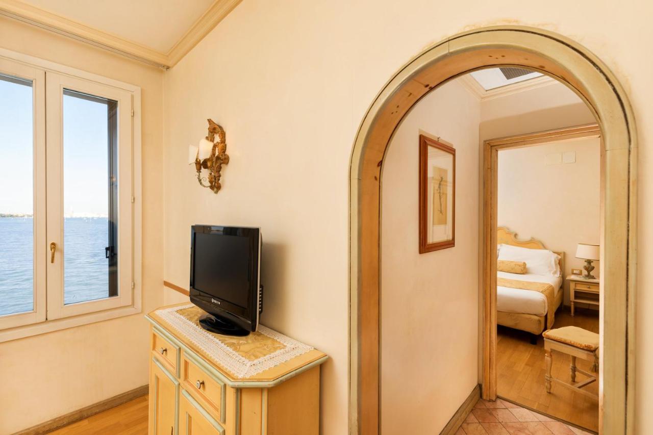Suite Lagoon View
