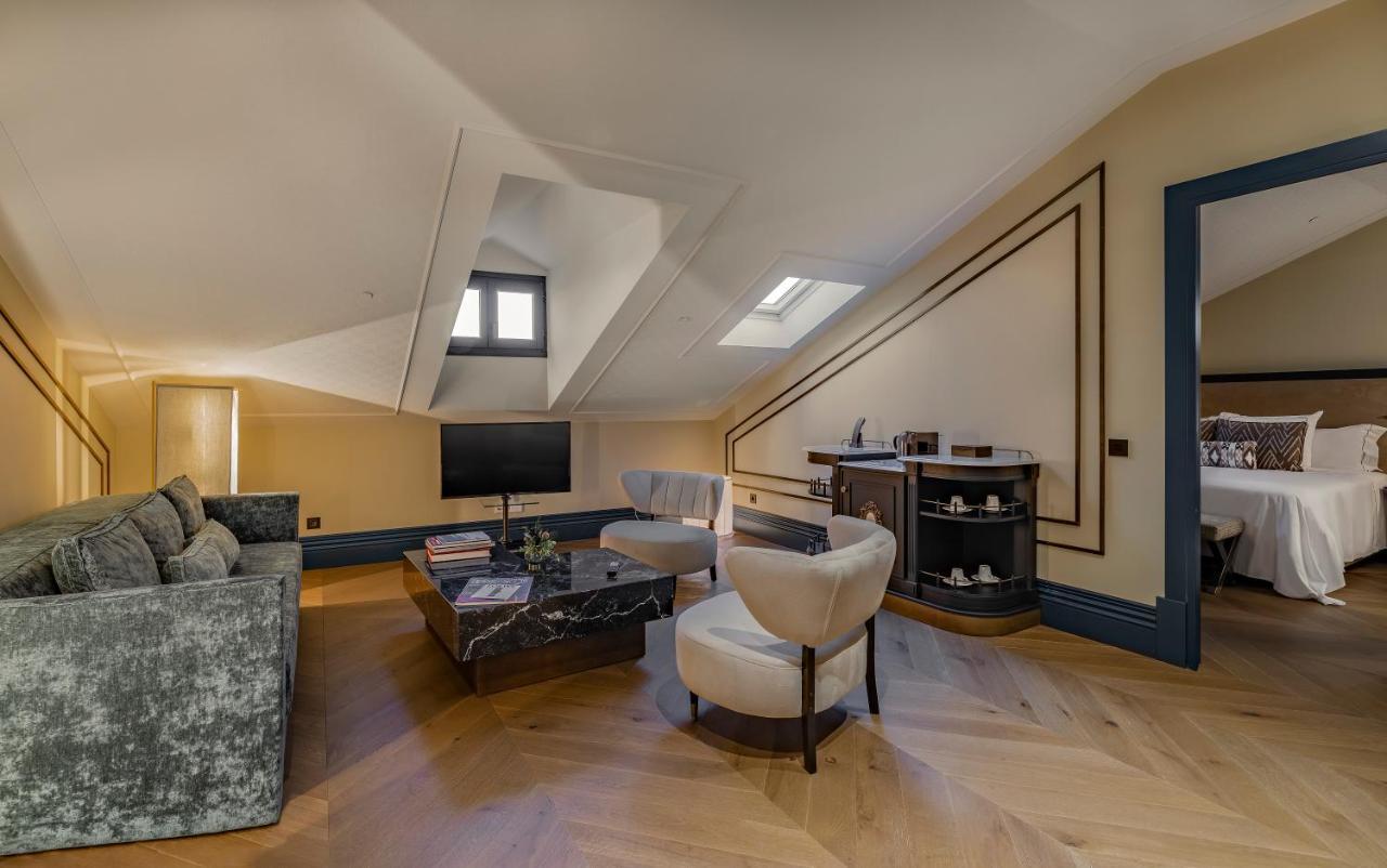 Superior Suite with 2 bedrooms,749630552:JPEG