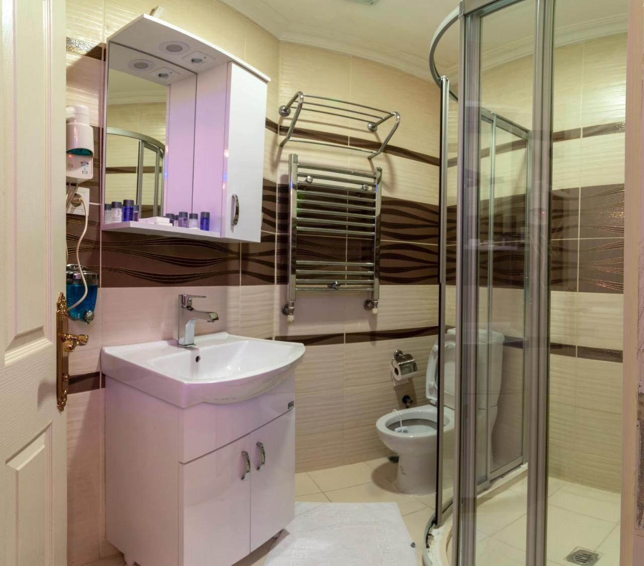 Double Room,750346958:JPEG