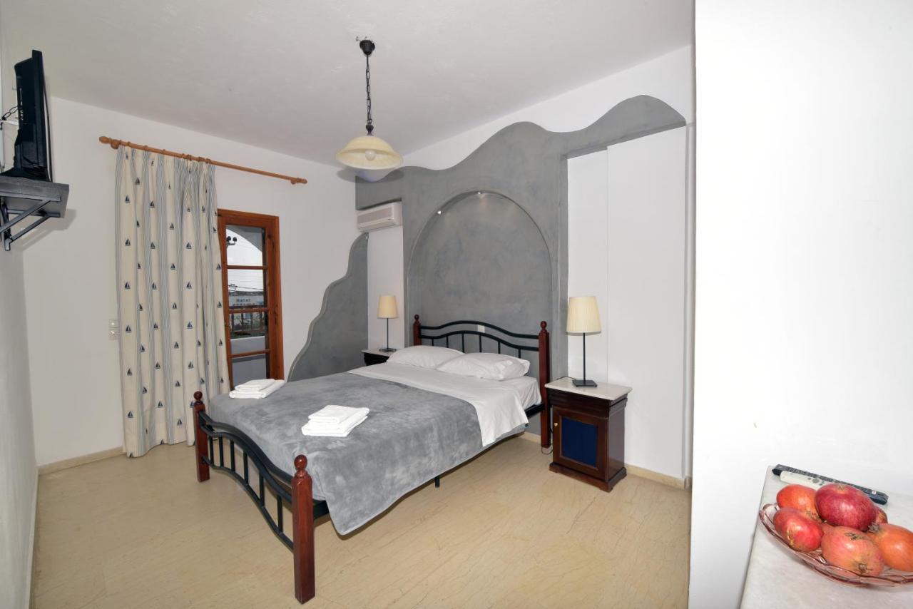 Superior One-Bedroom Apartment Pool Sea View
