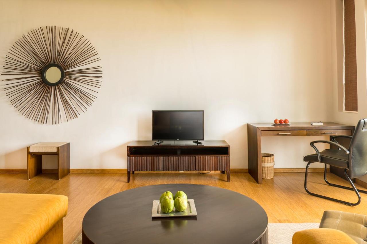 Suite with Sea View - 10% Off at Seaside Social Lounge & Bar & 15% Off on Spa, Black Coral & Centre Point Restaurants,753160130:JPEG