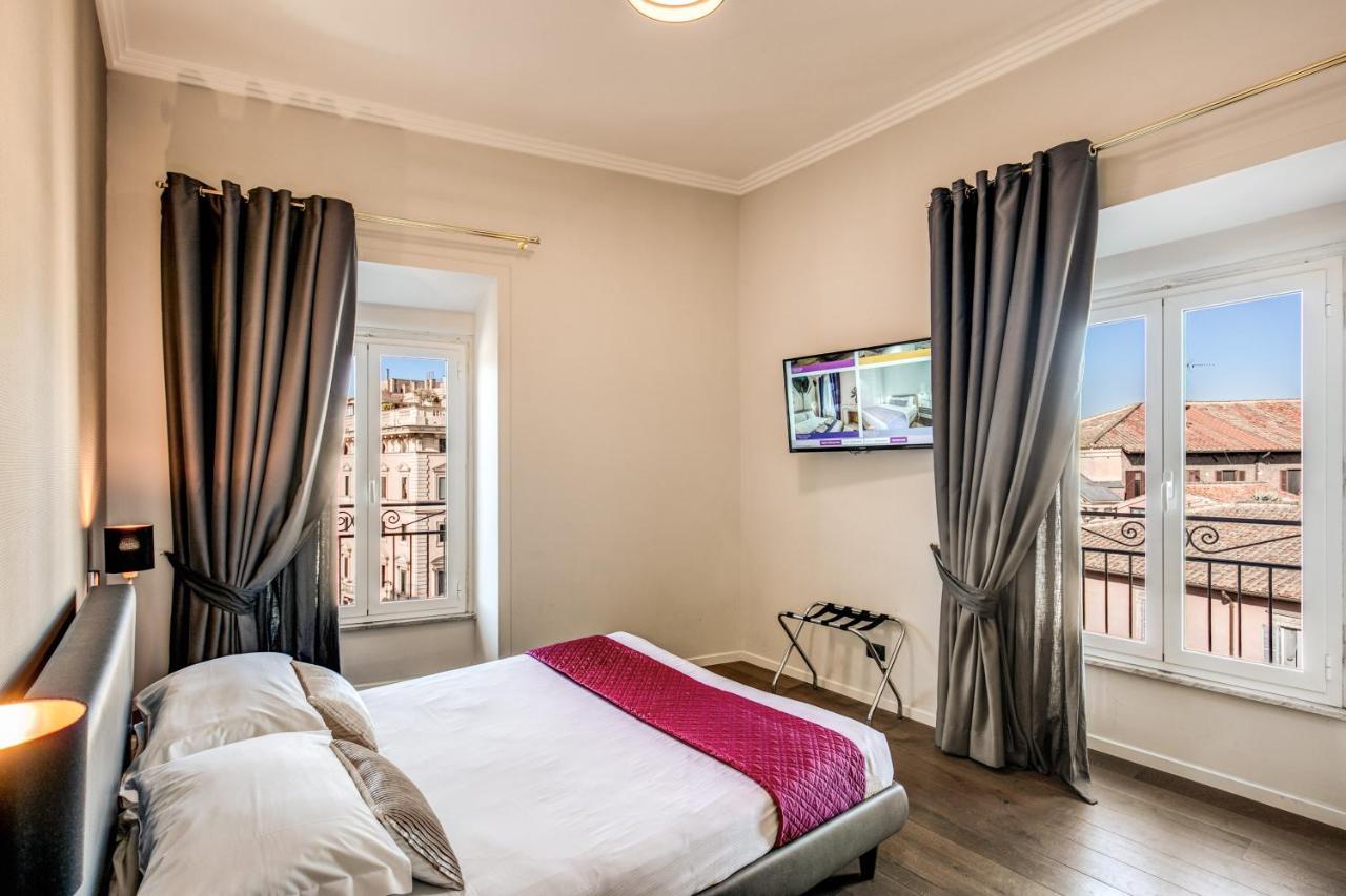 Deluxe Triple Room City View
