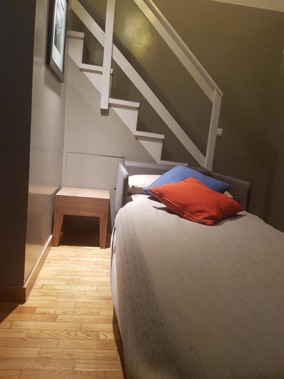 Triple Room Split Level