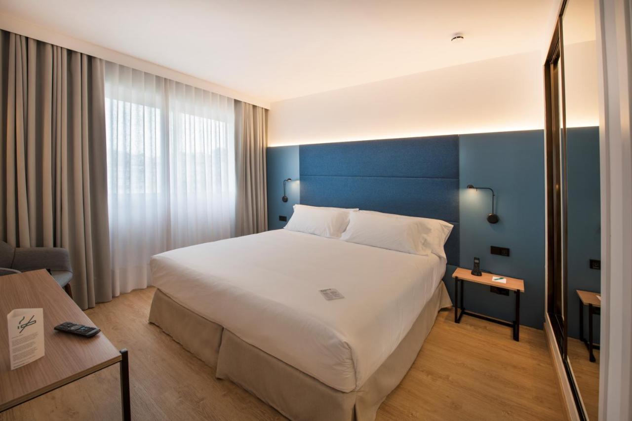 Chambre Supérieure (2 Adultes)