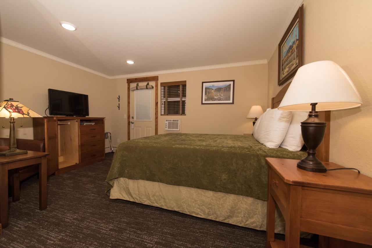 Economy Queen Room with No View