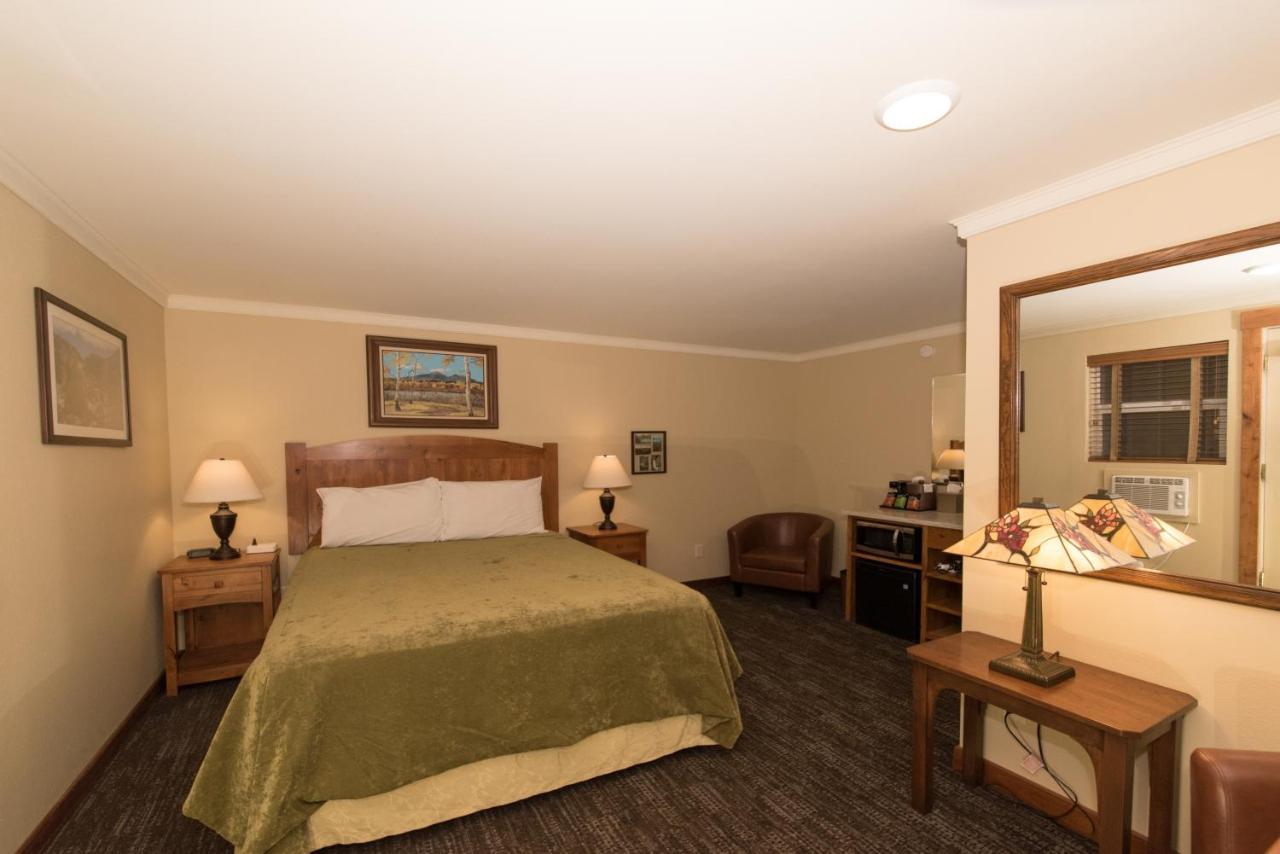 Economy Queen Room No View