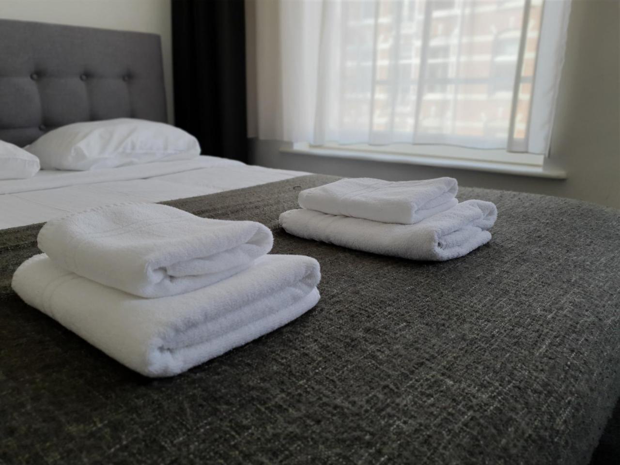 Classic Triple Room,776612638:JPEG